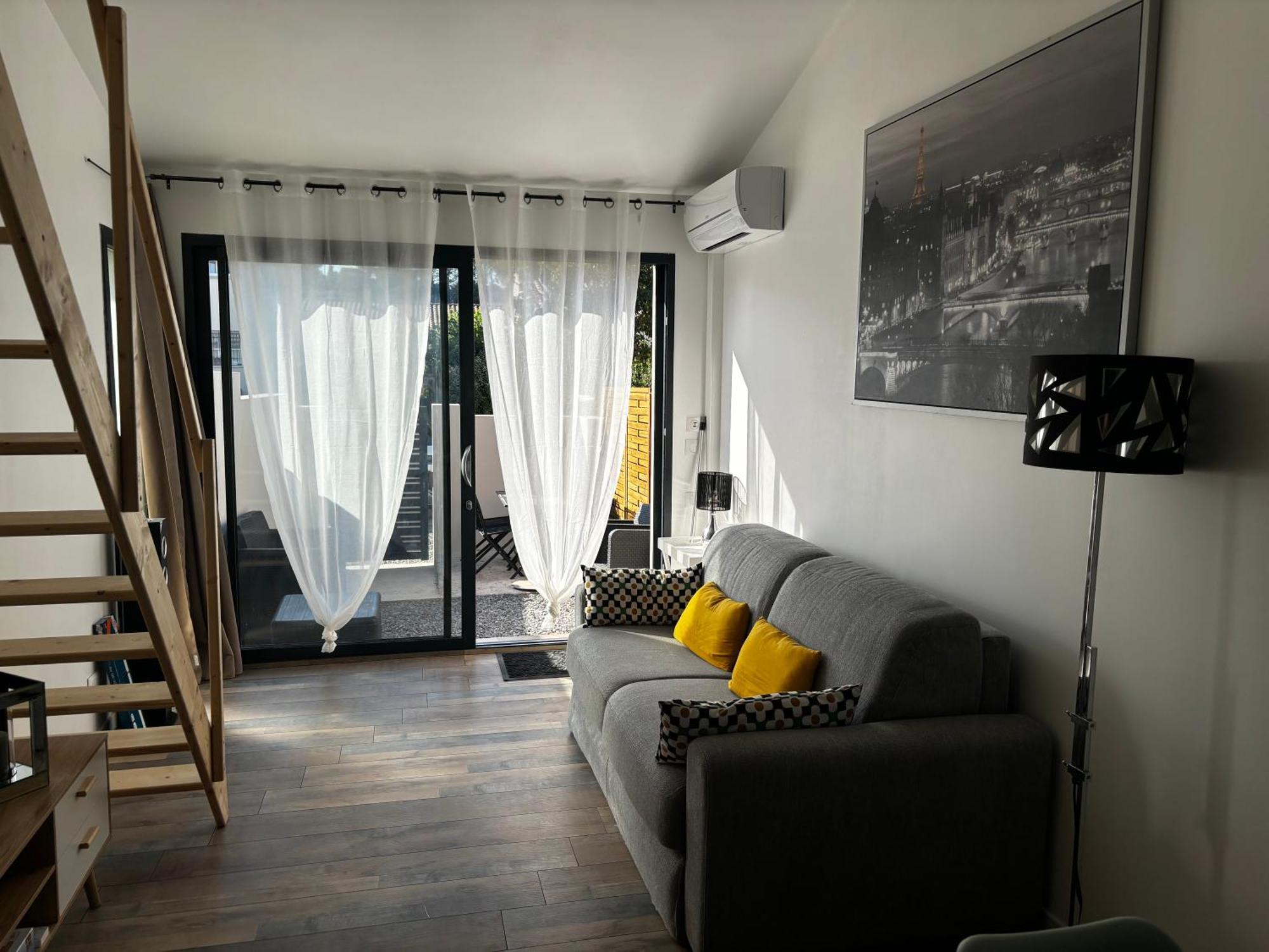 Logement Du Sud Avec Jacuzzi Соммьер Экстерьер фото
